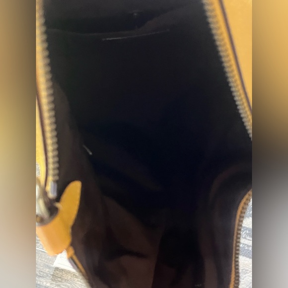 Coach ABBY Duffle Crossbody Bag 2-Way QB/Honey NWT - Picture 15 of 15